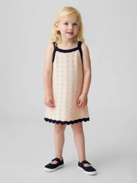 Häkel-Trägerkleid für Kleinkinder