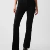 Hoch taillierte Bistretch-Hose mit ausgestelltem Bein