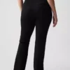 Hoch taillierte Bistretch-Hose mit ausgestelltem Bein