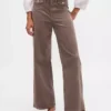 Hoch taillierte Cordhose mit weitem Bein