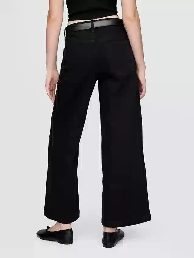 Hoch taillierte, weit geschnittene Knöchellange Jeans