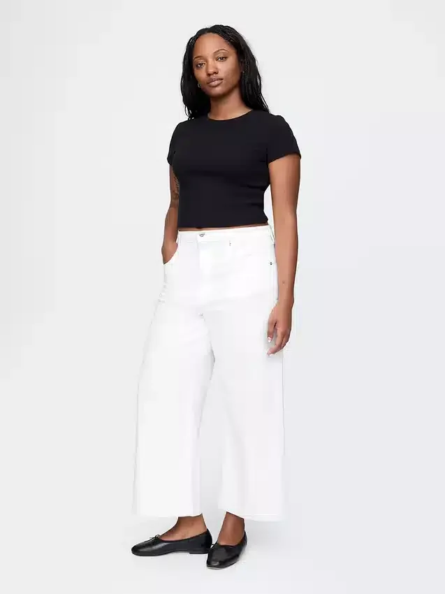 Hoch taillierte, weit geschnittene Knöchellange Jeans