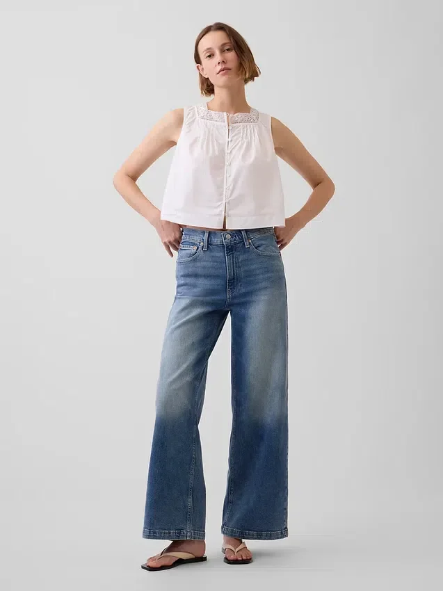 Hoch taillierte, weit geschnittene Knöchellange Jeans