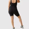Ingrid und Isabel – der kurze Active-Unitard-Shorts-Jumpsuit für Umstandsmode