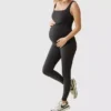 Ingrid und Isabel – der lange schwarze Active-Unitard-Jumpsuit in Umstandsmode