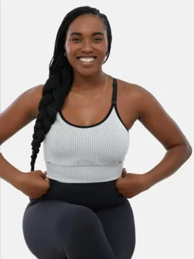 Ingrid und Isabel – Nahtloser Still-Sport-BH