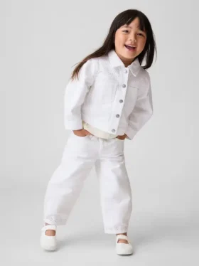 Jeans für Baby & Kleinkind mit Ösen am Saum und Hufeisen-Schnitt