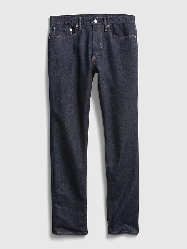 Jeans im athletischen, konisch zulaufenden Schnitt