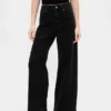 Jeans mit extra hoher Leibhöhe und weitem Bein