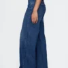 Jeans mit extra hoher Leibhöhe und weitem Bein