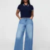 Jeans mit extra hoher Leibhöhe und weitem Bein