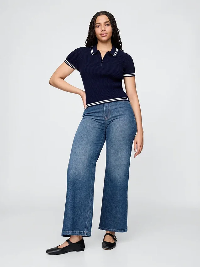 Jeans mit extra hoher Leibhöhe und weitem Bein