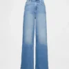 Jeans mit extra hoher Leibhöhe und weitem Bein