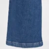 Jeans mit extra hoher Leibhöhe und weitem Bein