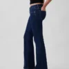Jeans mit extra niedriger Leibhöhe, lang und schmal geschnitten