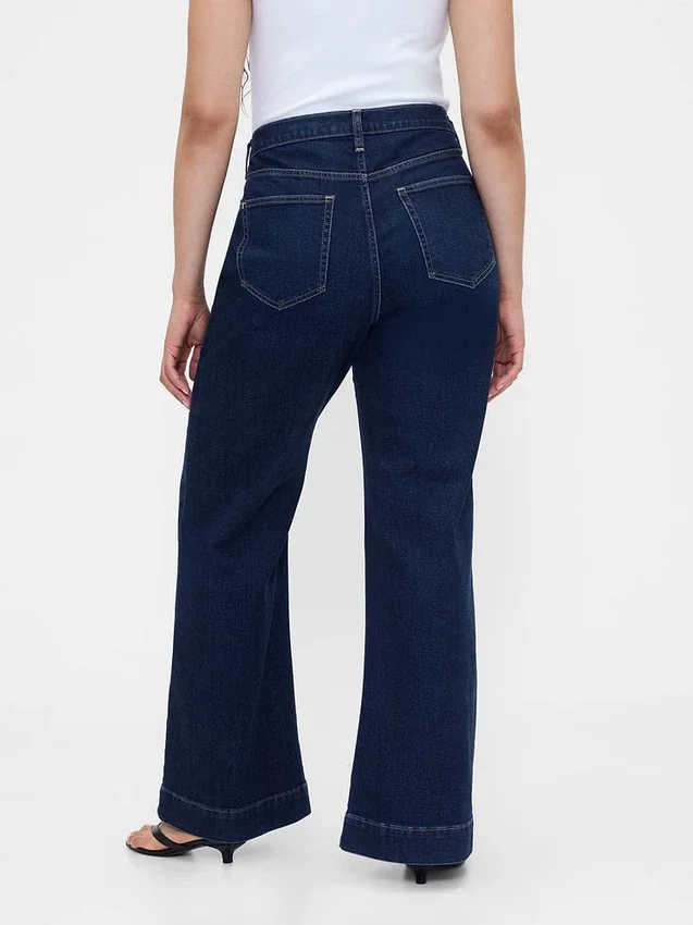Jeans mit hoher Leibhöhe und lockerem, ausgestelltem Schnitt