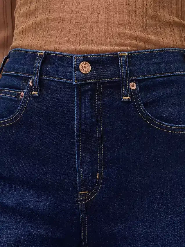 Jeans mit hoher Leibhöhe und lockerem, ausgestelltem Schnitt