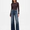 Jeans mit hoher Leibhöhe und weitem Bein