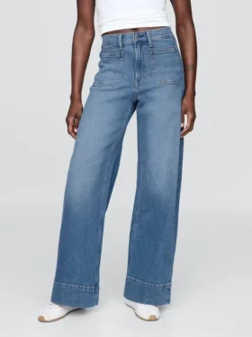 Jeans mit hoher Leibhöhe und weitem Bein