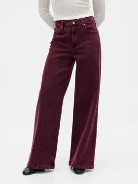 Jeans mit hoher Leibhöhe und weitem Bein