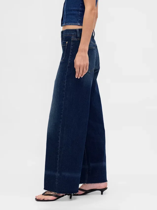 Jeans mit hoher Leibhöhe und weitem Bein