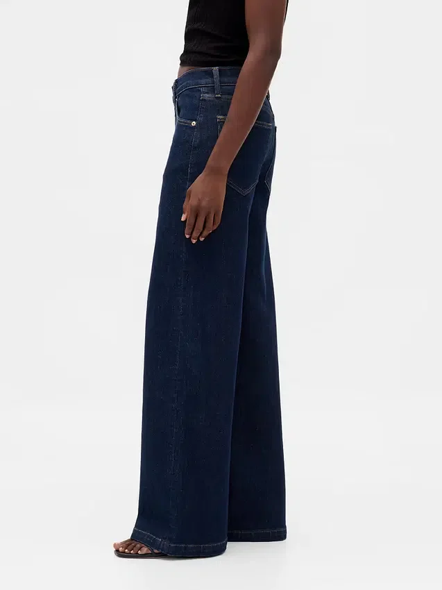 Jeans mit hoher Leibhöhe und weitem Bein