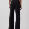 Jeans mit hoher Leibhöhe und weitem Bein