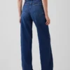 Jeans mit hoher Leibhöhe und weitem Bein