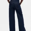 Jeans mit hoher Leibhöhe und weitem Bein