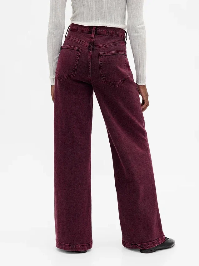 Jeans mit hoher Leibhöhe und weitem Bein