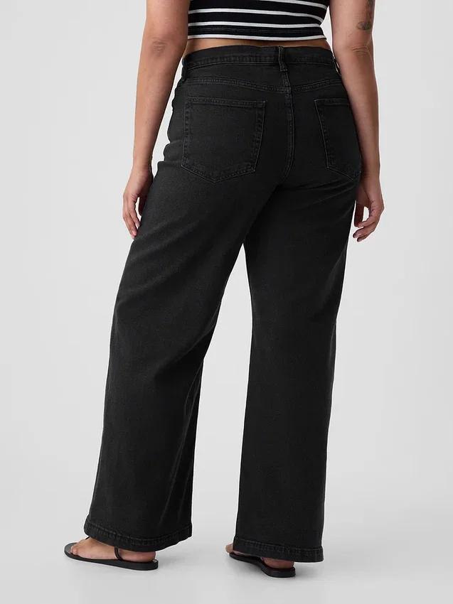 Jeans mit hoher Leibhöhe und weitem Bein