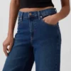 Jeans mit hoher Leibhöhe und weitem Bein