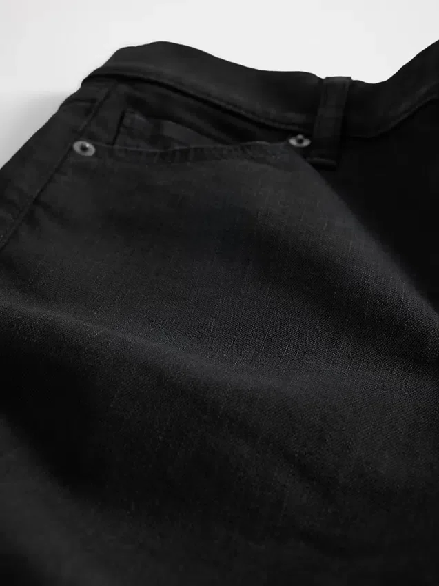 Jeans mit hoher Leibhöhe und weitem Bein