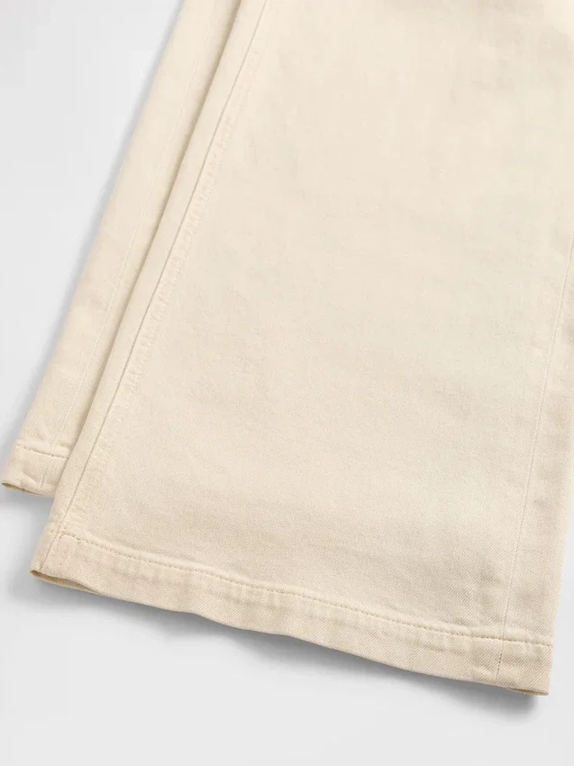 Jeans mit hoher Leibhöhe und weitem Bein