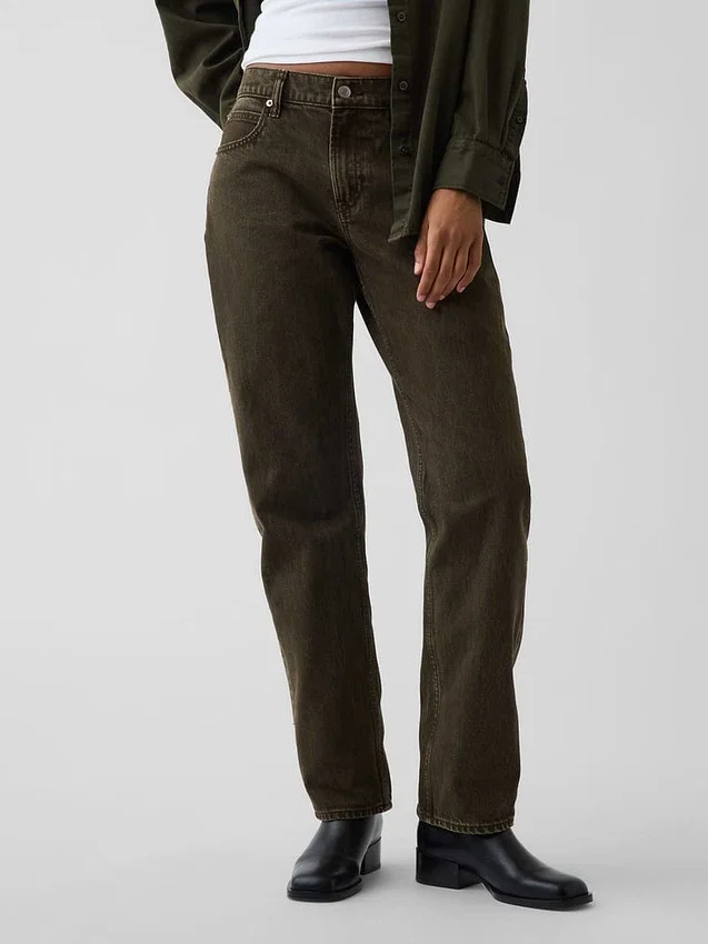 Jeans mit mittlerer Leibhöhe, geradem Schnitt und schmal zulaufendem Bein