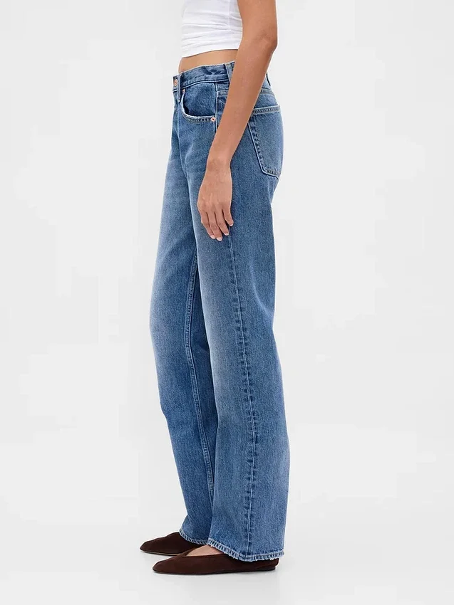 Jeans mit mittlerer Leibhöhe, steifer Passform und geradem Schnitt