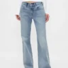 Jeans mit mittlerer Leibhöhe, steifer Passform und lockerem Flare-Schnitt