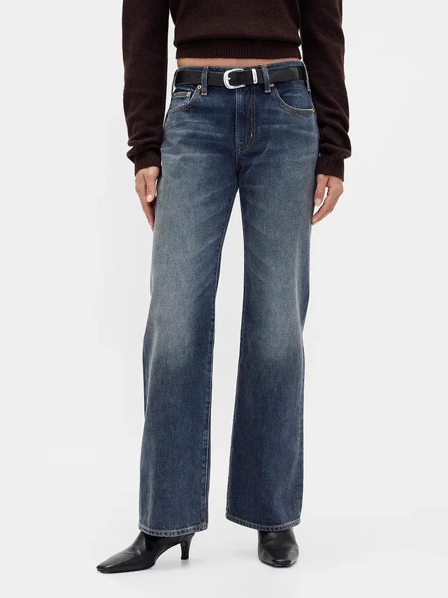 Jeans mit mittlerer Leibhöhe, steifer Passform und lockerem Flare-Schnitt