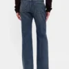 Jeans mit mittlerer Leibhöhe, steifer Passform und lockerem Flare-Schnitt