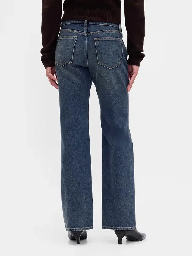 Jeans mit mittlerer Leibhöhe, steifer Passform und lockerem Flare-Schnitt