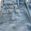 Jeans mit mittlerer Leibhöhe, steifer Passform und lockerem Flare-Schnitt
