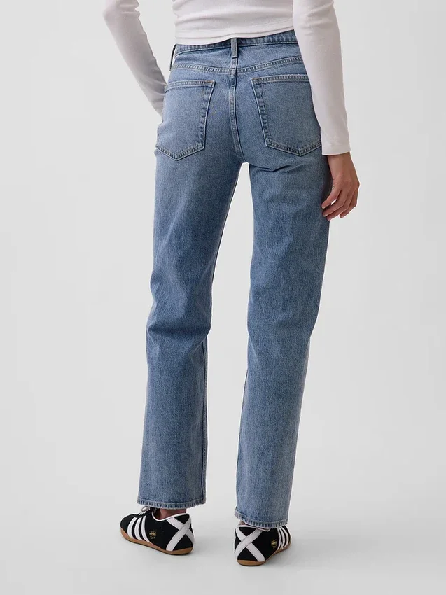 Jeans mit mittlerer Leibhöhe und geradem, lockerem Schnitt