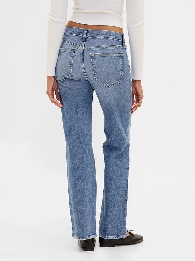 Jeans mit mittlerer Leibhöhe und geradem, lockerem Schnitt