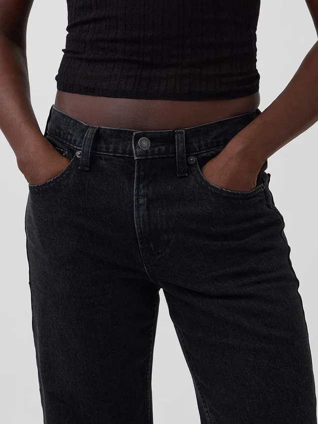Jeans mit mittlerer Leibhöhe und geradem, lockerem Schnitt