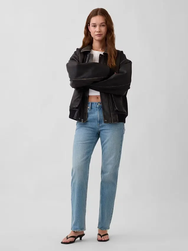 Jeans mit mittlerer Leibhöhe und geradem, lockerem Schnitt