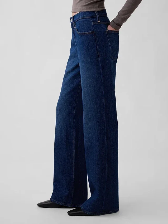 Jeans mit mittlerer Leibhöhe und lockerem Flare-Schnitt