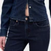 Jeans mit niedriger Leibhöhe, lang und schmal