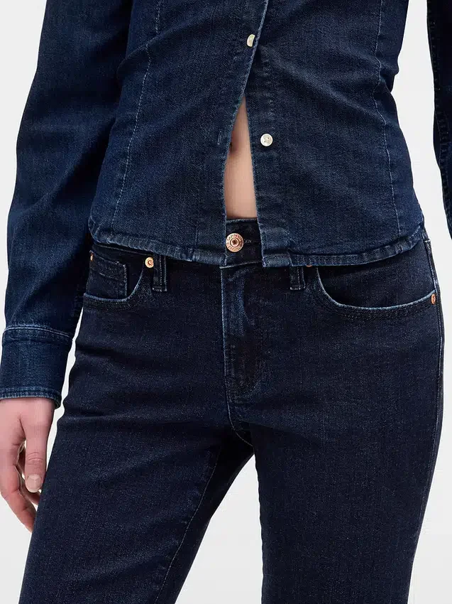 Jeans mit niedriger Leibhöhe, lang und schmal