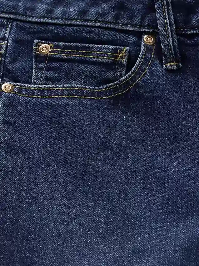 Jeans mit niedriger Leibhöhe, lang und schmal