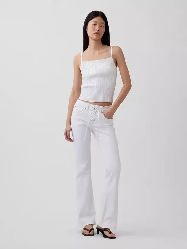 Jeans mit niedriger Leibhöhe, langem Schnitt und schmaler Passform, zum Schnüren